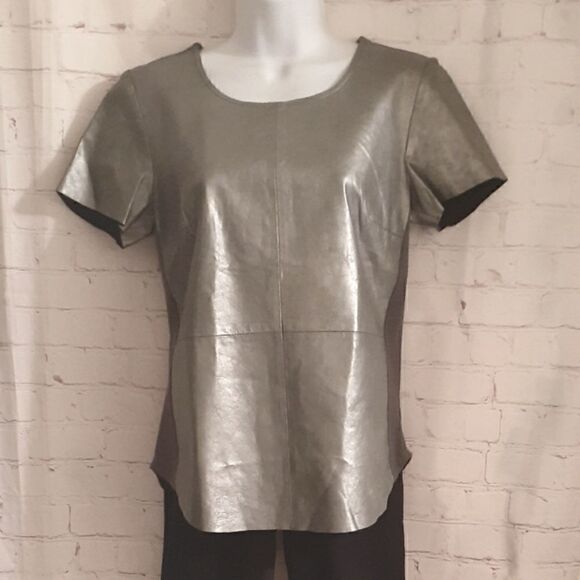 Trouve from Nordstroms Silver Real Leather Front Jersey Back Short Sleeve Top XS - Picture 4 of 8
